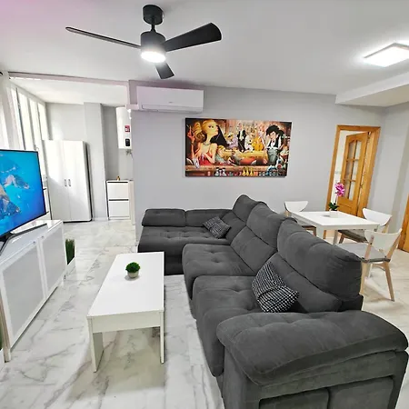 Moderno Piso Centrico 3 Junto Al Mar Y Parking *