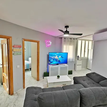 Moderno Piso Centrico 3 Junto Al Mar Y Parking