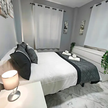Apartment Moderno Piso Centrico 3 Junto Al Mar Y Parking