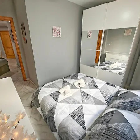 Moderno Piso Centrico 3 Junto Al Mar Y Parking Apartment Estepona