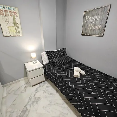 Moderno Piso Centrico 3 Junto Al Mar Y Parking Apartment