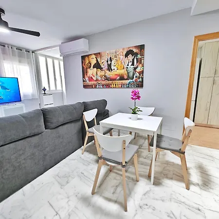 Moderno Piso Céntrico 3 Junto Al Mar *