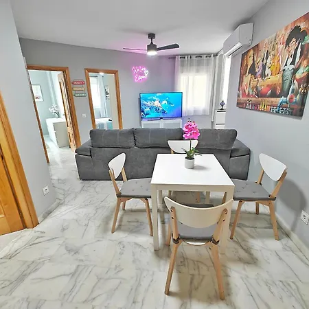 Moderno Piso Centrico 3 Junto Al Mar Y Parking Apartament