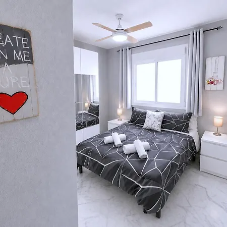 Διαμέρισμα Moderno Piso Centrico 3 Junto Al Mar Εστεπόνα